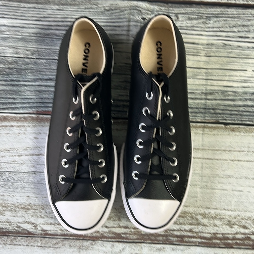 CONVERSE Black & White Platform Sneakers Women's  Size 10 - Picture 4 of 10
